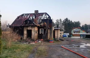 Prosimy o pomoc. Dziś w nocy 9-osobowa rodzina w wyniku pożaru straciła dom.