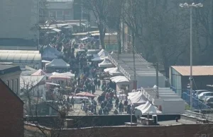 Lekkomyślnych nie brakuje! Wiceminister wrzuciła zdjęcie z Łodzi - na...