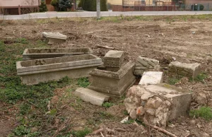 Rozkopano cmentarz w Gronowie