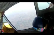 Zderzenie spadochroniarzy 3000 metrów nad poziomem morza