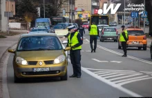Na ulicach Wałbrzycha policja w asyście żołnierzy sprawdza gdzie jedziesz