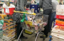 Biedronka nagina rządowe limity. Będzie więcej klientów w marketach