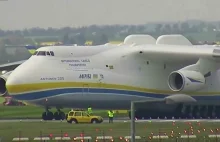 Największy samolot świata An-225 wyruszył do Azji po środki medyczne dla Polski.