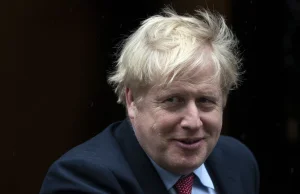 Boris Johnson: Zawdzięczam życie pracownikom służby zdrowia