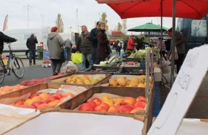 Rolnicy i radny chcą ponownego otwarcia targowisk w powiecie puławskim