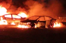 Żydowscy osadnicy spalili samochody należące do Palestyńczyków
