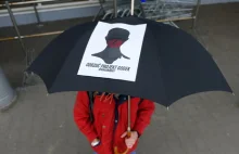 Warszawa: Samochodowy protest przeciwko zaostrzeniu prawa aborcyjnego