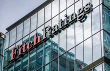 Fitch obniża perspektywę ratingu 4 polskich banków przez pandemię koronawirusa