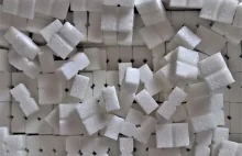 Rząd zawiesza prace nad podatkiem cukrowym