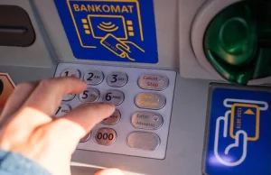 W marcu Polacy wypłacili z bankomatów 30 mld zł