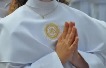 Uroczystości I Komunii Świętej mogą odbyć się w maju.