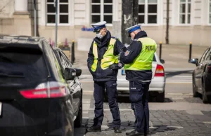 Restrykcje związane z pandemią są bezprawne i niekonstytucyjne. Analiza