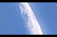 Obiekty UFO nad powierzchnią Księżyca