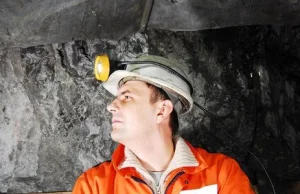 Górnicy przechodzą na emeryturę, mając średnio 48 lat