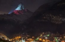 Polska flaga rozbłysła na słynnym szczycie Matterhorn w Szwajcarii