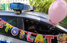 Mama na dyżurze więc dziecku urodziny zorganizowali policjanci