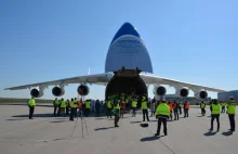 Antonov 225 i cyrk z wyładowywaniem