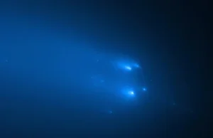 Teleskop Hubble'a zarejestrował rozpad komety Atlas