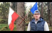 Działacz LGBT pali Polską flagę w środku lasu