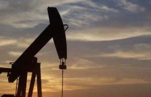 Geopolityka kryzysu naftowego: na taniej ropie traci Rosja, ale zyskują Chiny