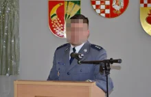 Komendant Powiatowy Policji w Oławie pijany uderzył w słupki na poboczu drogi