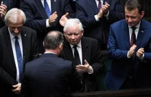 PiS rozważa dymisję prezydenta Andrzeja Dudy
