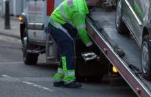 Zabrali opla z ulicy, bo zajmował miejsce. Trafili za kraty