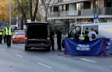 Warszawa. Wypadek na Bielanach. Wiemy z jaką prędkością jechał kierowca bmw