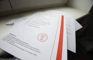 "Pakiety Wyborcze" trafiły do tysięcy skrzynek pocztowych. Z telefonami do PiS