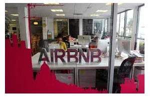 Airbnb zwalnia 25% pracowników, prawie 2 tysiące osób