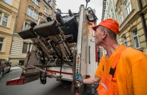 Zmowa przetargowa na rynku odpadów. Prezes UOKiK stawia zarzuty...