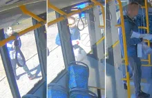 Okradł kuriera i z paczkami uciekł autobusem. Policja publikuje film [WIDEO