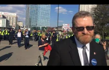 1 godz 42 min z Grzegorzem Braunem na proteście w Warszawie (wideo)