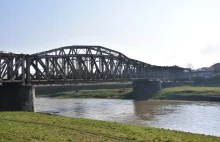 Walczą o zachowanie w całości mostu kolejowego w Przemyślu. PKP chce go rozebrać