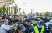 Policja powaliła demonstranta podczas Strajku Przedsiębiorców !