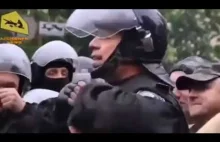 Ukraińska policja rzuca tarcze i pozwala ludziom protestować przeciwko covid19