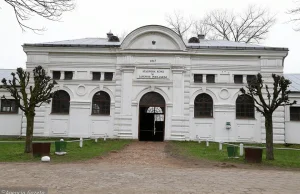 Konie stały w swoich odchodach. Fatalne warunki w stadninie w Janowie Podlaskim