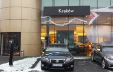 Krakowski urząd: Pięcioletni samochód nie daje gwarancji bezpieczeństwa