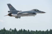Pilot F-16 oślepiony laserem podczas lądowania