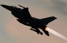 Próba oślepienia laserem pilota polskiego F-16