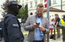 Moment zatrzymania Pawła Tanajno przez policjantów