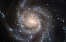 Odkryto, że wszystkie galaktyki obracają się tak samo, tj. raz na miliard lat.