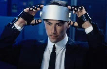 JOHNNY MNEMONIC. Kwintesencja cyberpunku