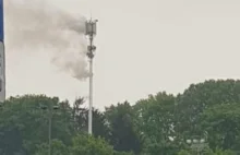 W Łodzi podpalono maszt telekomunikacyjny. Play: to przestępstwo