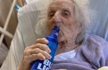 103-letnia Polka w USA pokonała koronawirusa. Celebrowała piwkiem