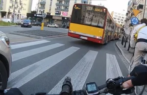 Rowerzysta z Warszawy pochwalił się swoimi wyczynami na ulicach w sieci