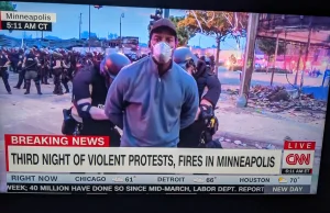 Minneapolis: Policja aresztuje reportera CNN podczas transmisji na żywo