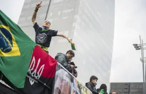 Ambasador Ukrainy w Brazylii przekręca znaczenie symboli banderowców