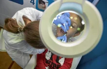 Publiczna stomatologia umiera. Leczenie zebów tylko za pieniądze