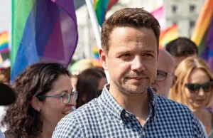 Trzaskowski już nie mówi o ślubach homoseksualnych.